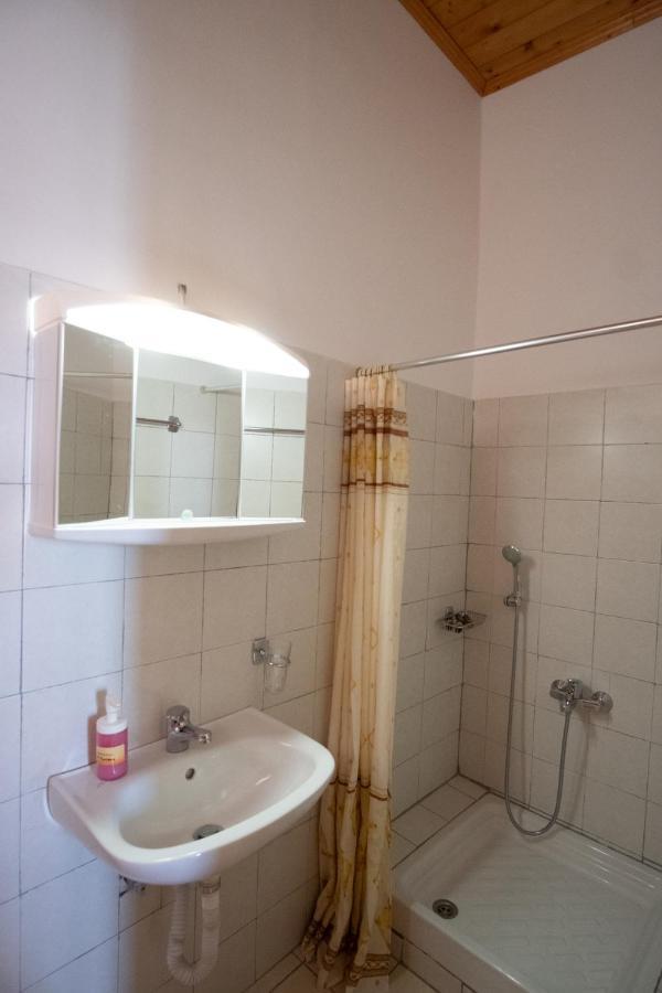 Gkoura Hotel Sirako Exteriör bild